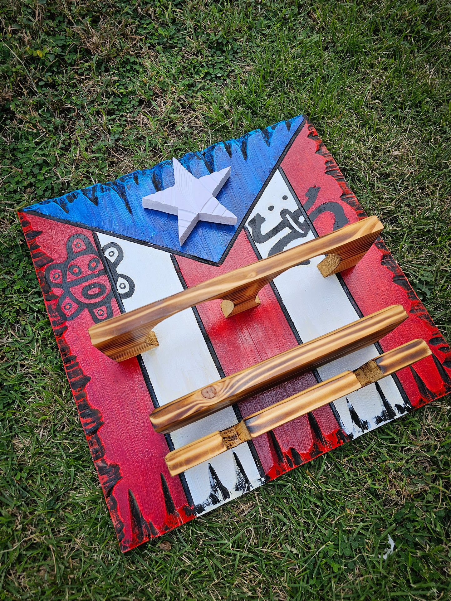 Vinera 16" x 16"
