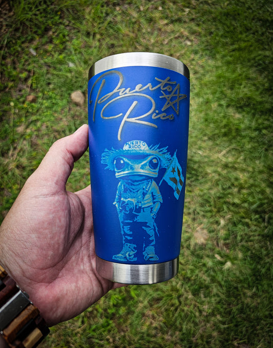 A. Tumbler 20oz azul con Sapo Concho