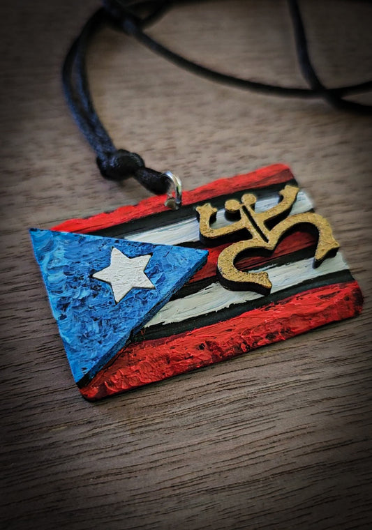 A. Collar Bandera con Coquí Taíno