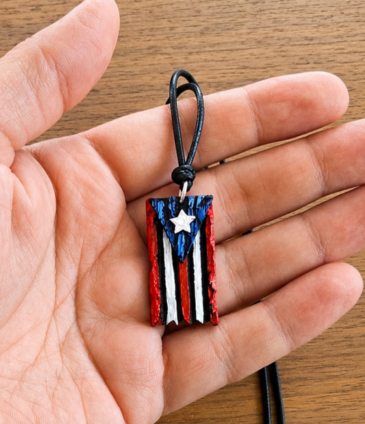 A. Collar Bandera Boricua